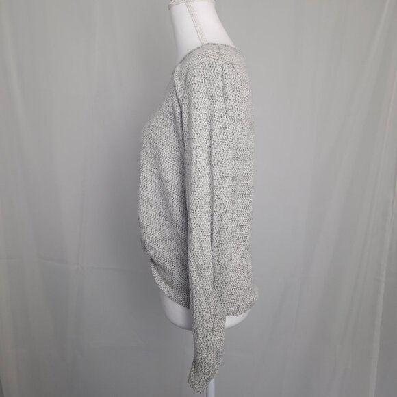 IZ Byer S Women’s Gray Knit Long Sleeve Twist Front Top – Small - Picture 6 of 6
